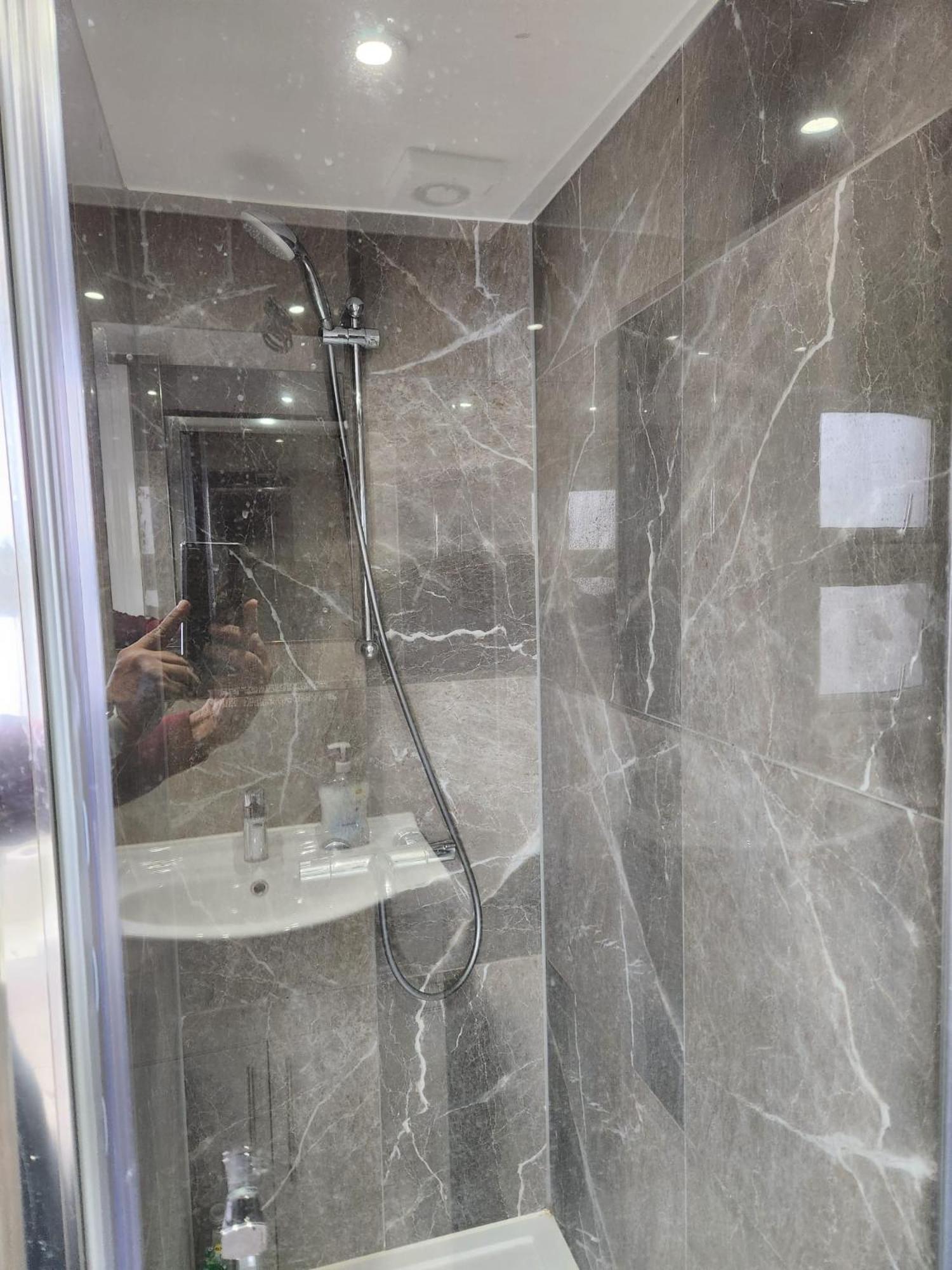 The London En-Suite Ilford Exterior foto